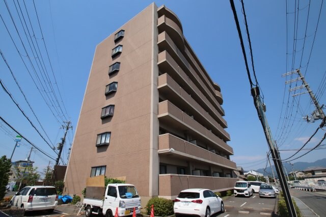 プレミール28の物件外観写真