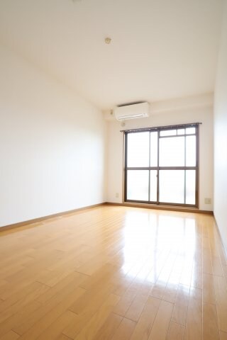 ファーストパレスの物件内観写真