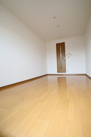 ファーストパレスの物件内観写真