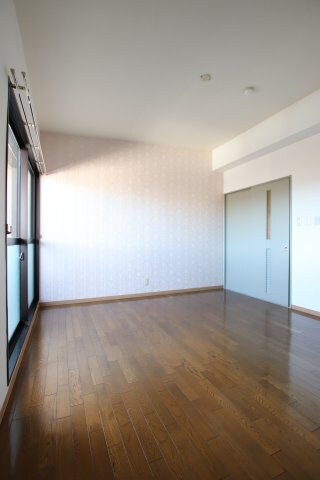 アスガルドの物件内観写真