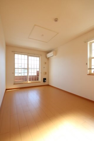 プリムローズＴ・Ｋ　Ｂの物件内観写真