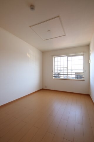 プリムローズＴ・Ｋ　Ｂの物件内観写真