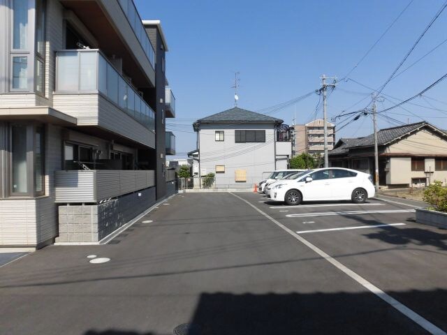 シャーメゾンSUNBAYの物件外観写真