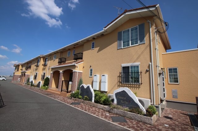 フォーリストベルプラスの物件外観写真