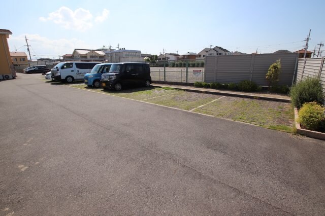 フォーリストベルプラスの物件外観写真