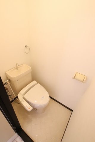 サニーハイツ健翔の物件内観写真