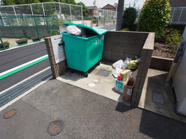 エンフィールド大饗の物件外観写真