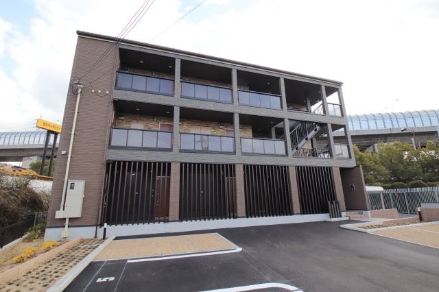 ユウパレス和泉中央の物件外観写真