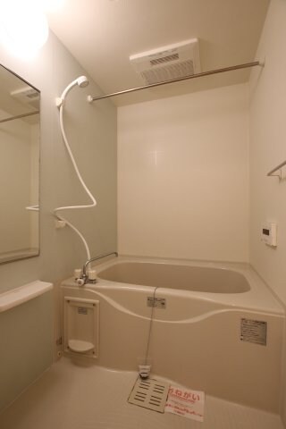 フルーリールの物件内観写真