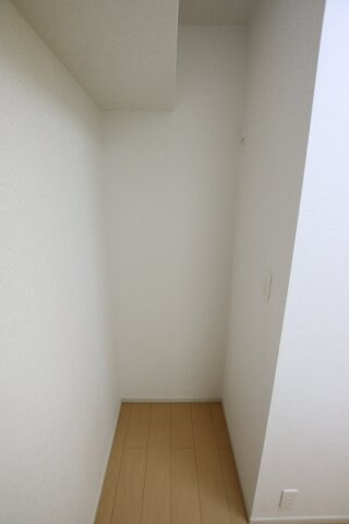 フルーリールの物件内観写真