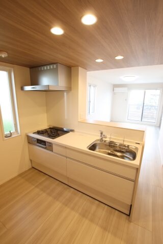 ラ・メゾン・プラムの物件内観写真