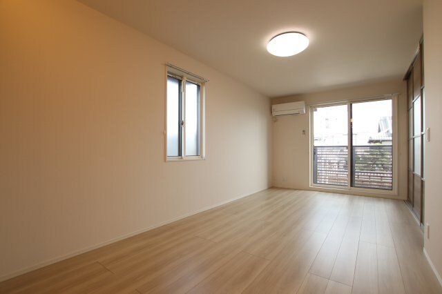 ラ・メゾン・プラムの物件内観写真