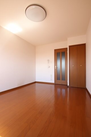 パーシモンフィールドの物件内観写真