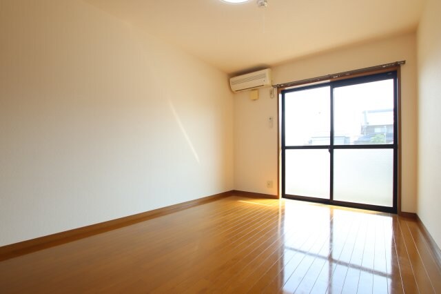 パーシモンフィールドの物件内観写真