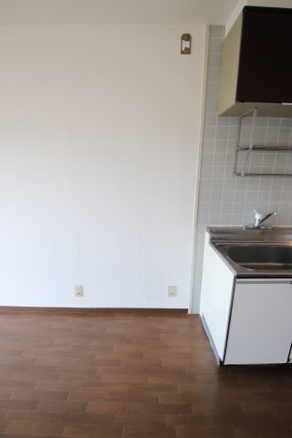 ドミール仲谷1号館の物件内観写真