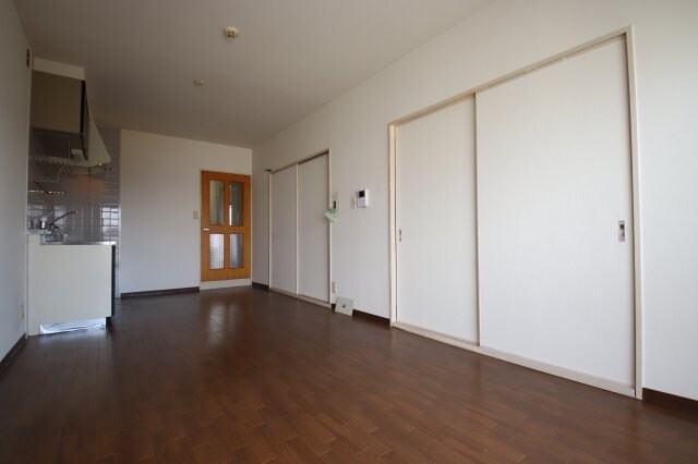 ドミール仲谷1号館の物件内観写真