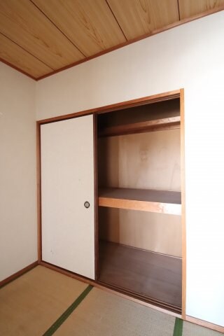 ドミール仲谷1号館の物件内観写真