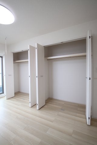 ポルチュラーカの物件内観写真