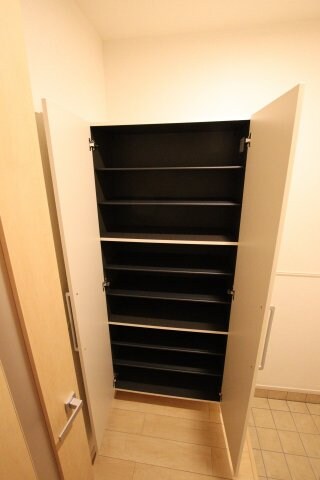 ストラーダディラピスの物件内観写真