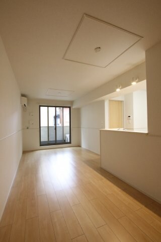 ストラーダディラピスの物件内観写真