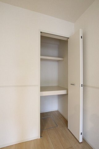 ストラーダディラピスの物件内観写真