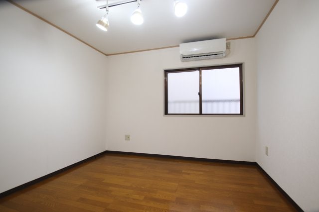 ピースフルハウスⅠの物件内観写真