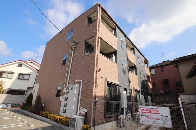 アルファコートの物件外観写真