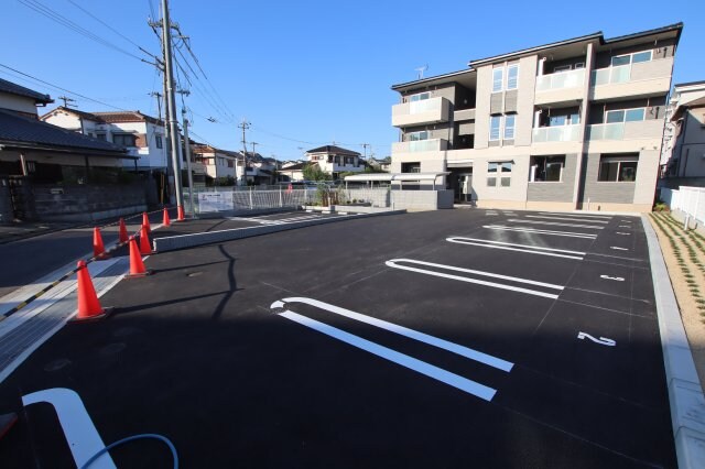 ロンガヴィータ和泉Ⅱの物件外観写真