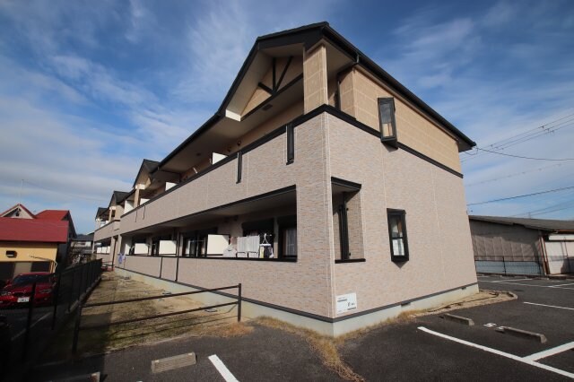 マーベラスの物件外観写真