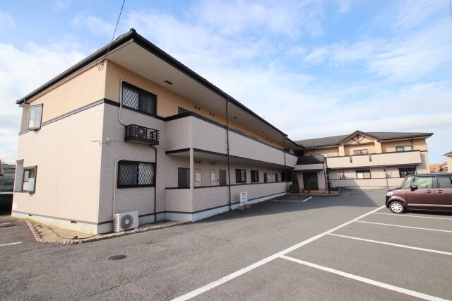 マーベラスの物件外観写真