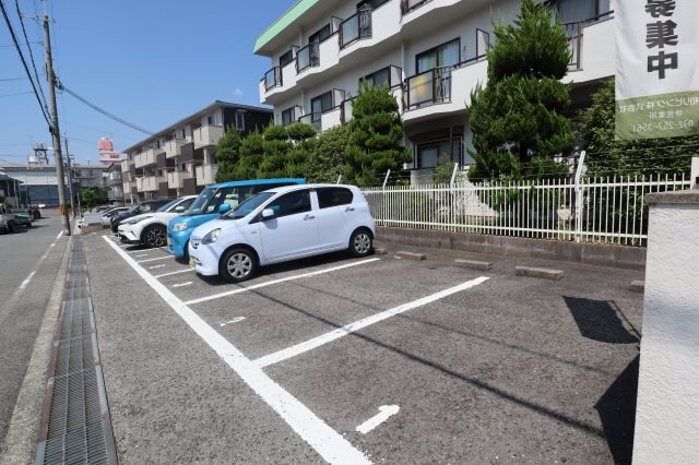 レディース金剛の物件外観写真