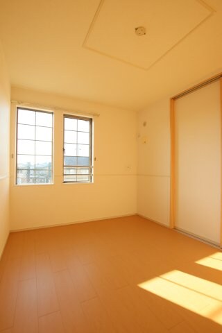 シルクガーデンの物件内観写真