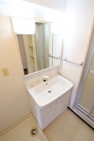 美加の台南海アーバンコンフォート弐番館の物件内観写真