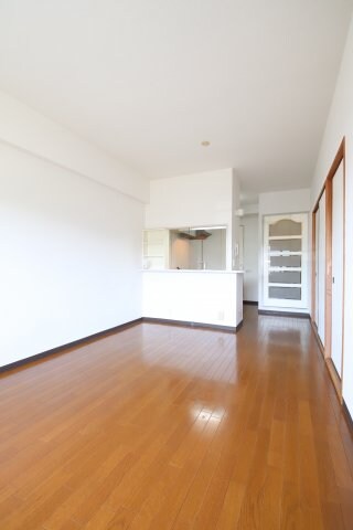 美加の台南海アーバンコンフォート弐番館の物件内観写真