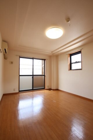 ヴィラ　ハピラパナの物件内観写真