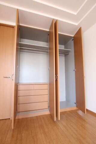 ヴィラ　ハピラパナの物件内観写真