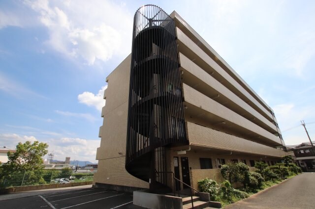 パックス楠の物件外観写真