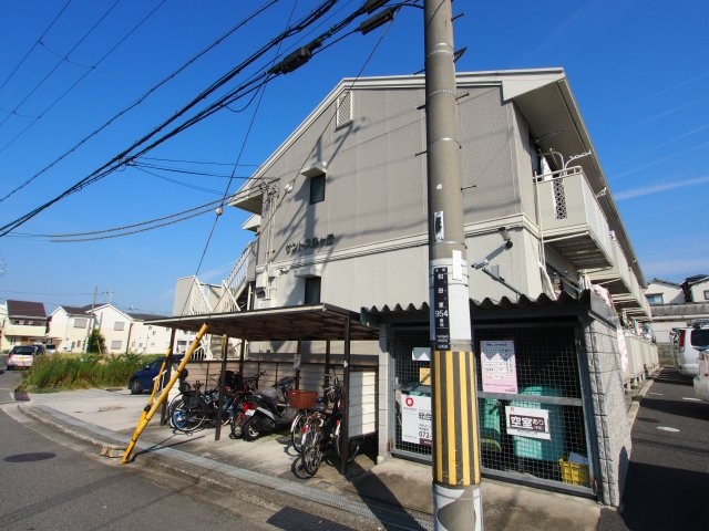 サントス泉ヶ丘の物件外観写真