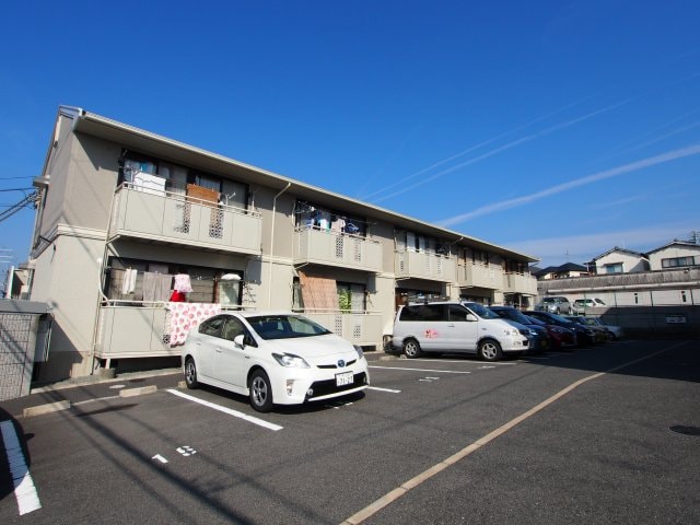 サントス泉ヶ丘の物件外観写真