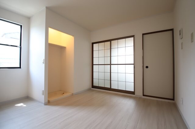 サントス泉ヶ丘の物件内観写真