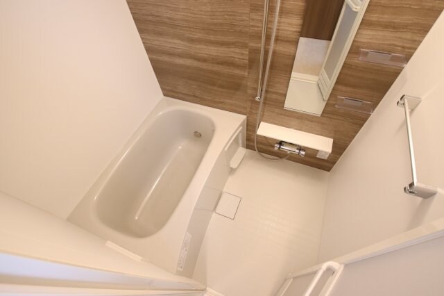 メゾンルミネ若松の物件内観写真