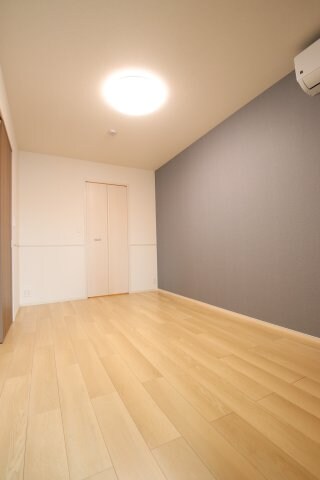 メゾンルミネ若松の物件内観写真