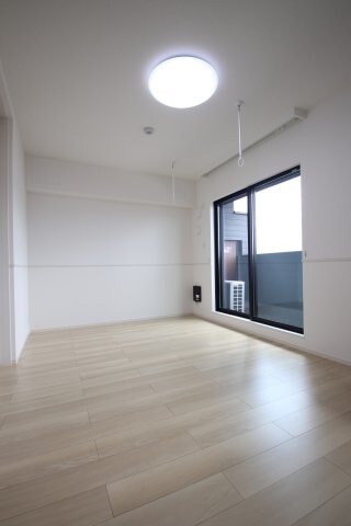 メゾンルミネ若松の物件内観写真