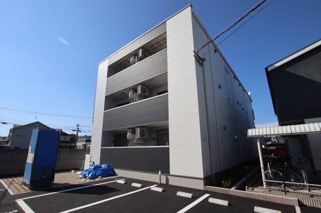 ポプラーレ狭山Ⅱの物件外観写真