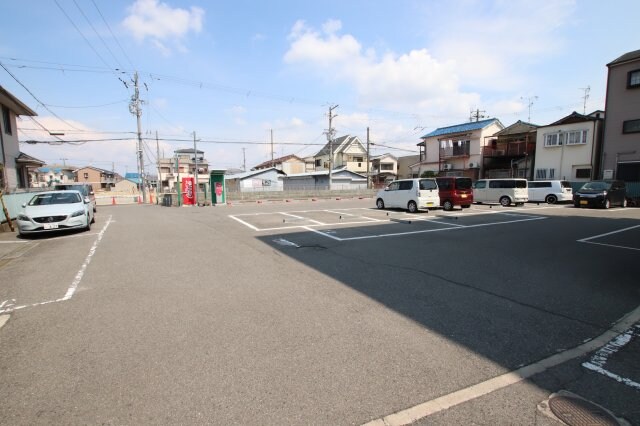 安田マンションの物件外観写真