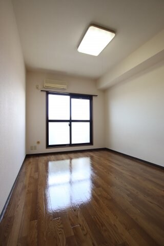 ルーチェⅠ番館の物件内観写真