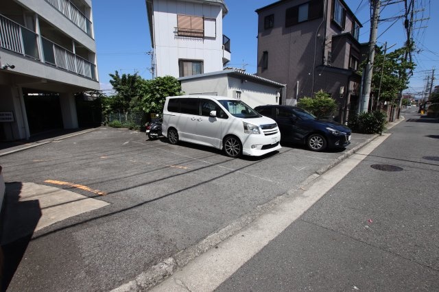 山本レンターマンションの物件外観写真