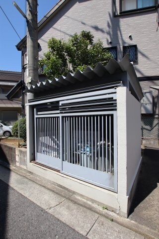 山本レンターマンションの物件内観写真