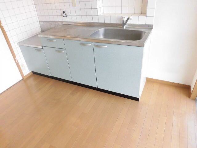 山本レンターマンションの物件内観写真