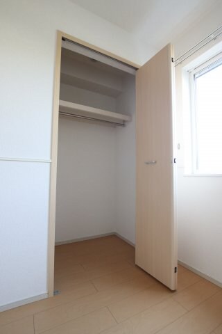 ユングフラウⅢの物件内観写真